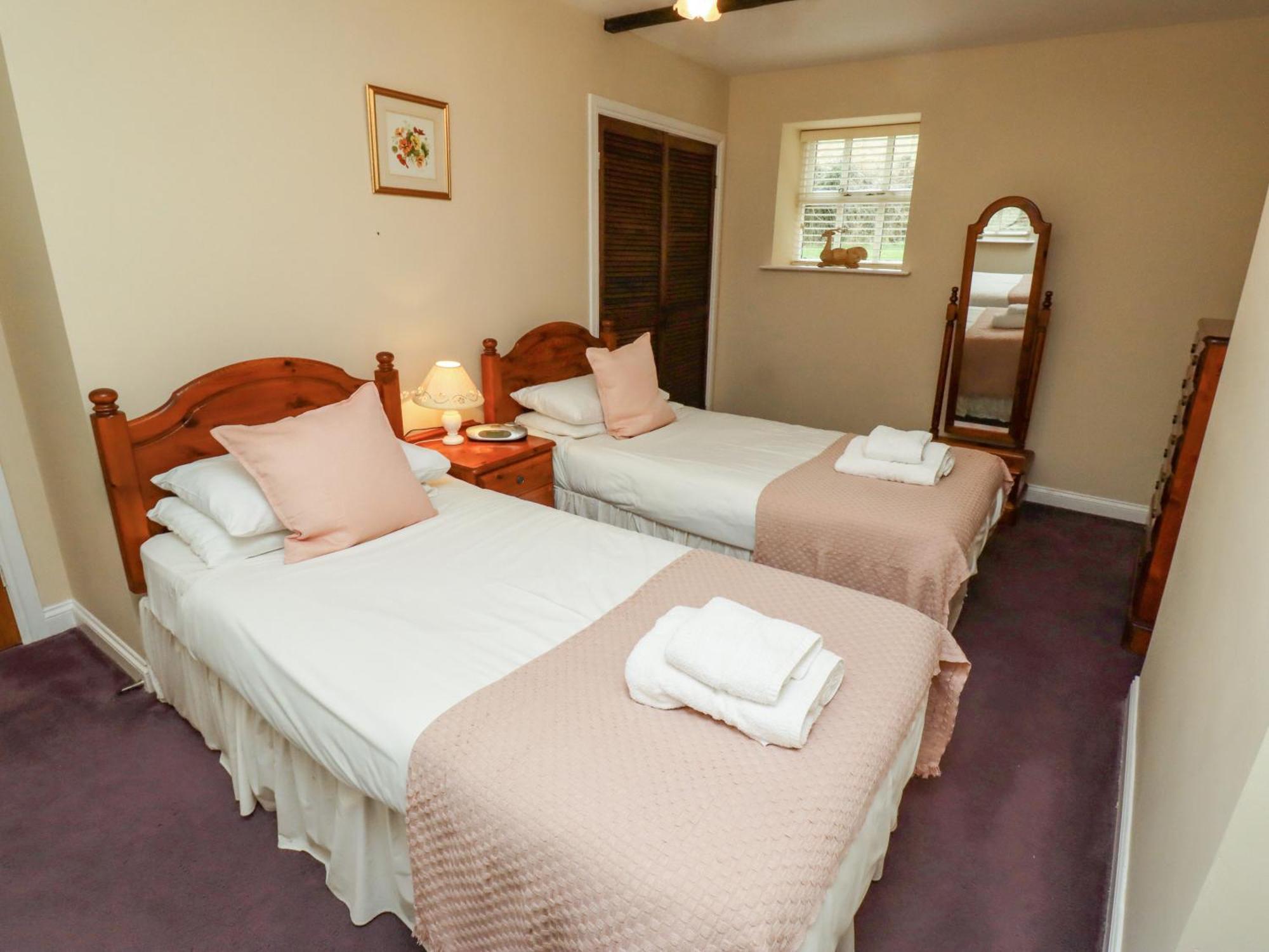 Bracken Lodge วูเลอร์ ภายนอก รูปภาพ